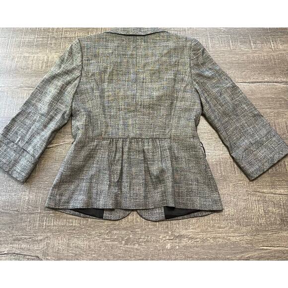 Halogen Button Down Preppy Business Grey Blazer, Size 4P - Picture 2 of 5